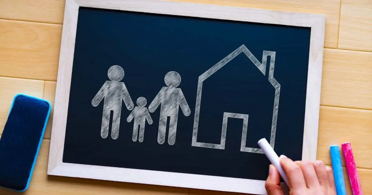 不動産の名義人以外が売却する方法は?共有の場合や相続での注意点