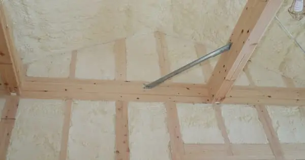 住宅の断熱材