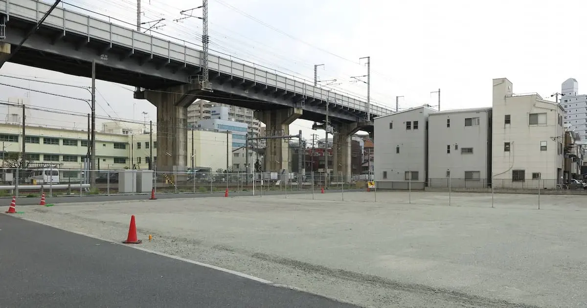 線路沿いの土地が売れない!効果的な売却方法や注意点とは