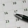 カレンダーとペン