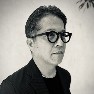 代表取締役社長：天野 浩介