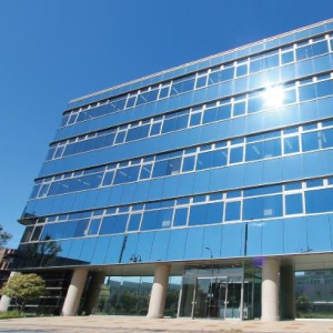 【ASUMACI仙台TMビル】ご来店の際は、正面玄関よりエレベーターで５階の「住まいのデザインギャラリー」へお越しください。