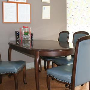 落ち着いた空間でお話しましょう。