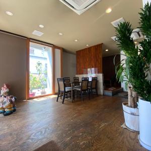 カフェのような内装にしております。