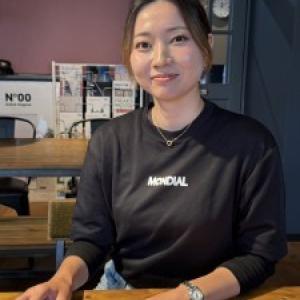 Sales：川口　いくみ お客様に心から納得し満足いただけるよう、精一杯ご対応いたします！また、女性ならではの目線も活かしてご提案致します！ 