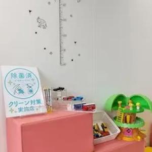 お子様連れのお客様にもご来店していただきやすいようにキッズスペースを設けております。