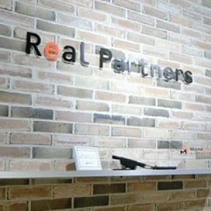 こちらが受付です。