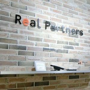 こちらが受付です。