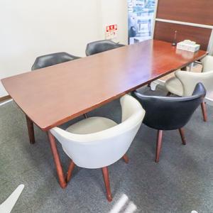 落ち着いた空間で不動産に関する相談ができます。