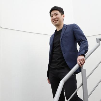 リレーションマネージャー 植村 悠太