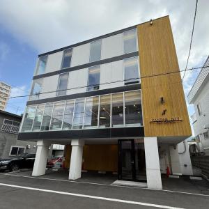 こちらの2階が店舗です！
