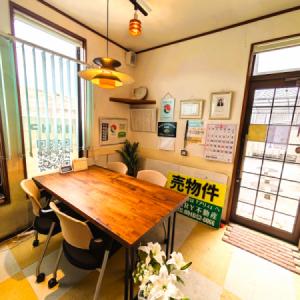 温かみのある店内でお待ちしております♪
